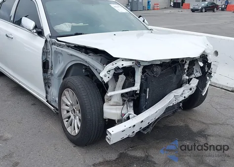 2014 Chrysler 300 из США, поврежденный, VIN 2C3CCAAGXEH380526